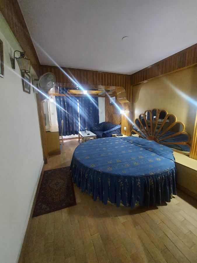 Brightland Hotel Шімла Екстер'єр фото