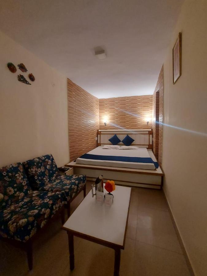 Brightland Hotel Шімла Екстер'єр фото